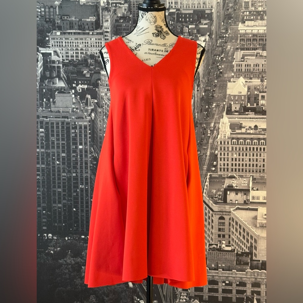 Sleeveless A-Line Pleated Dress w. Pockets